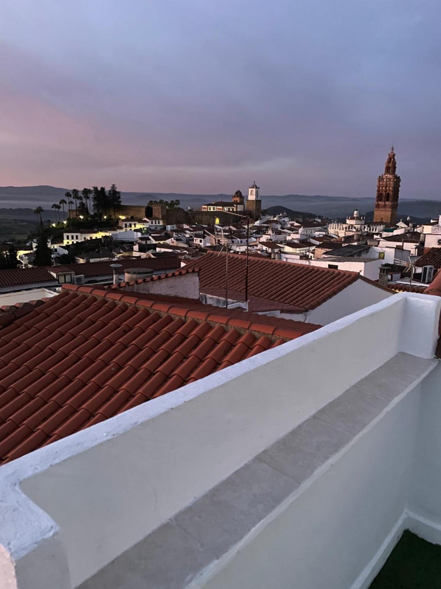 Mirador Templario Apartment Jerez De Los Caballeros Exterior photo