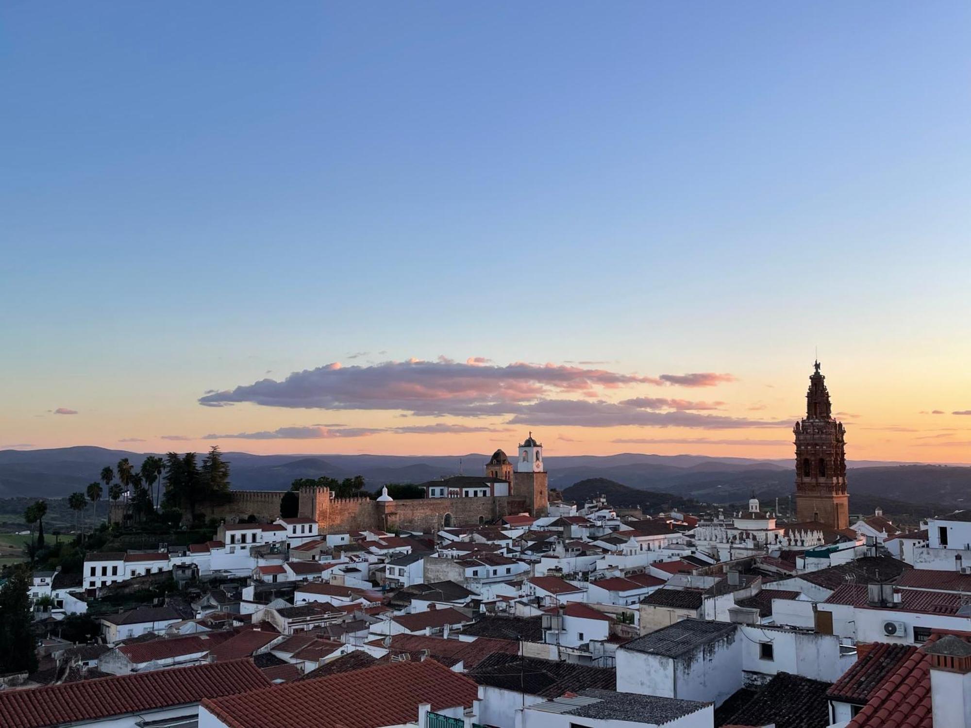 Mirador Templario Apartment Jerez De Los Caballeros Exterior photo